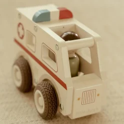 Ambulance en bois
