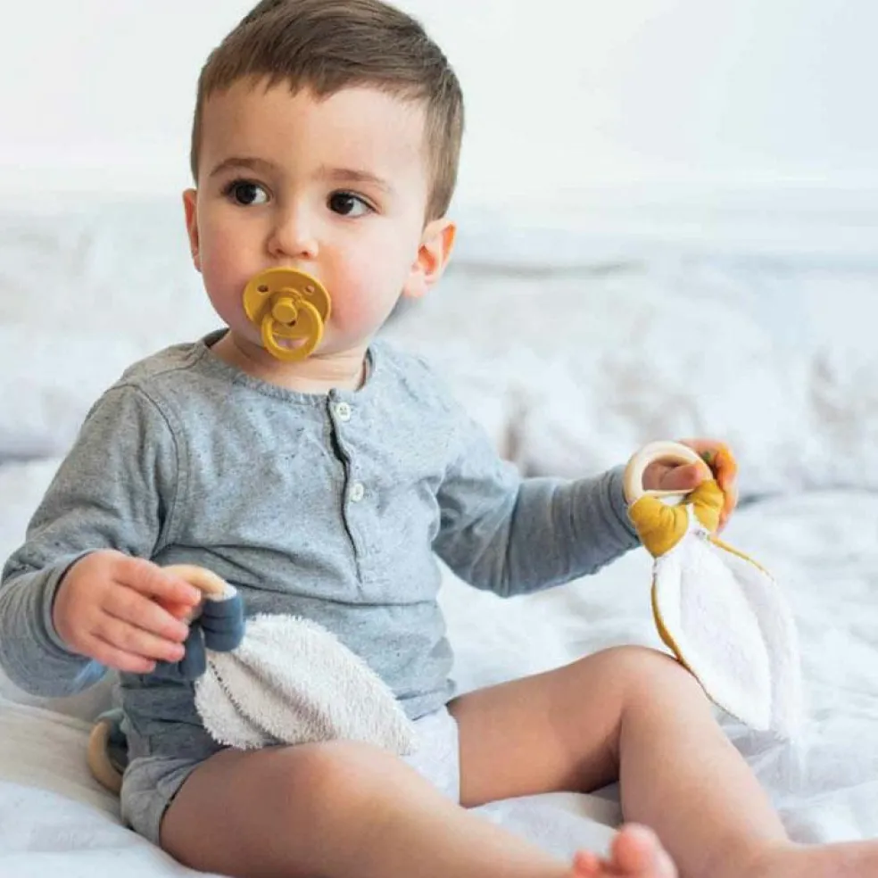 Anneau de dentition en bois Bleu pétrole (personnalisable)