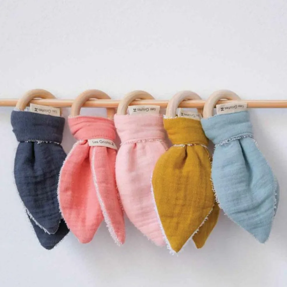 Anneau de dentition en bois Bleu pétrole (personnalisable)