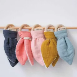 Anneau de dentition en bois Beige (rosé personnalisable)