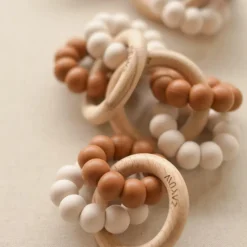 Anneau de dentition Sedna Châtaigne