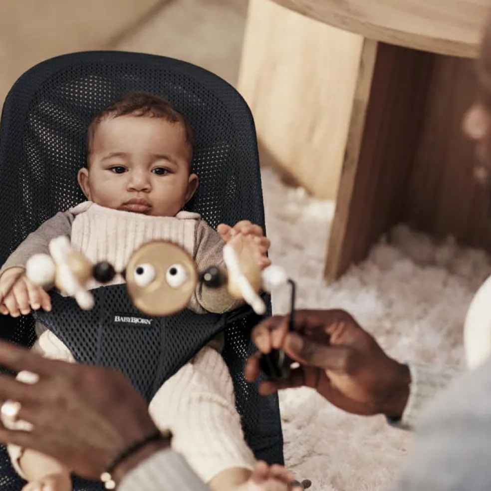 Arche de jeux pour transat Yeux espiègles noir et blanc