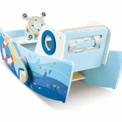 Bateau à bascule en bois