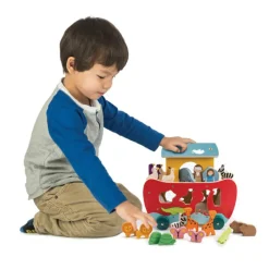 Bateau à formes arche de Noé