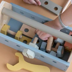 Boîte à outils en bois