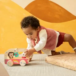 Bus magique en bois Lena