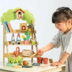 Centre de jardinage en bois