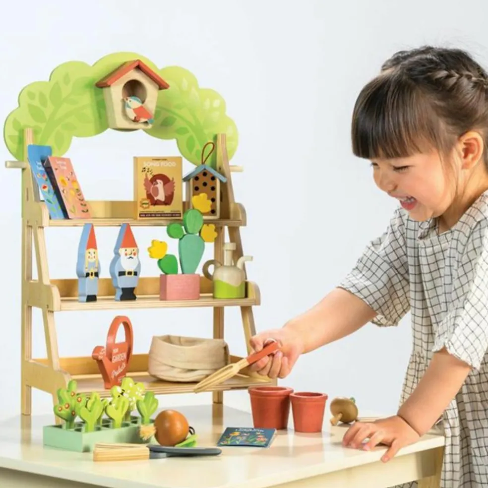 Centre de jardinage en bois