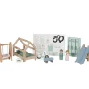 Chambre d'enfant et accessoires en bois