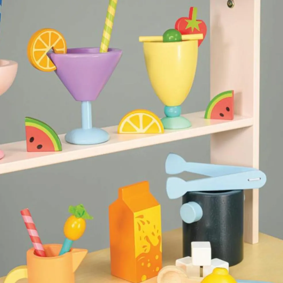 Chariot bar à jus et cocktails en bois