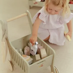 Chariot de courses en bois