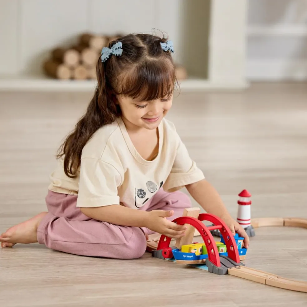 Circuit de train de cargaison avec port maritime