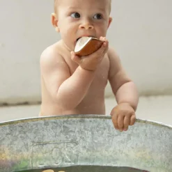 Coco la noix de coco en latex d'hévéa