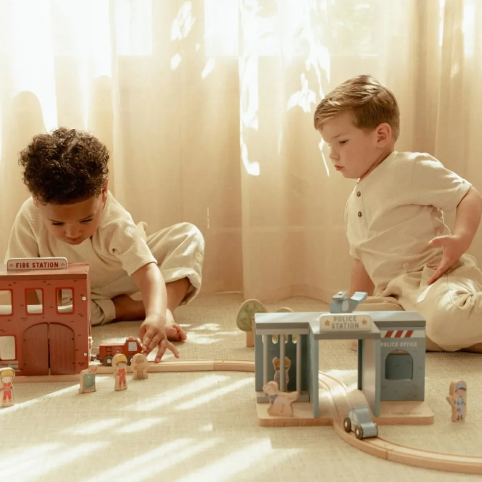 Commissariat de police en bois