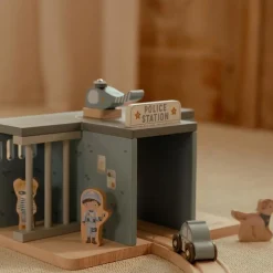 Commissariat de police en bois