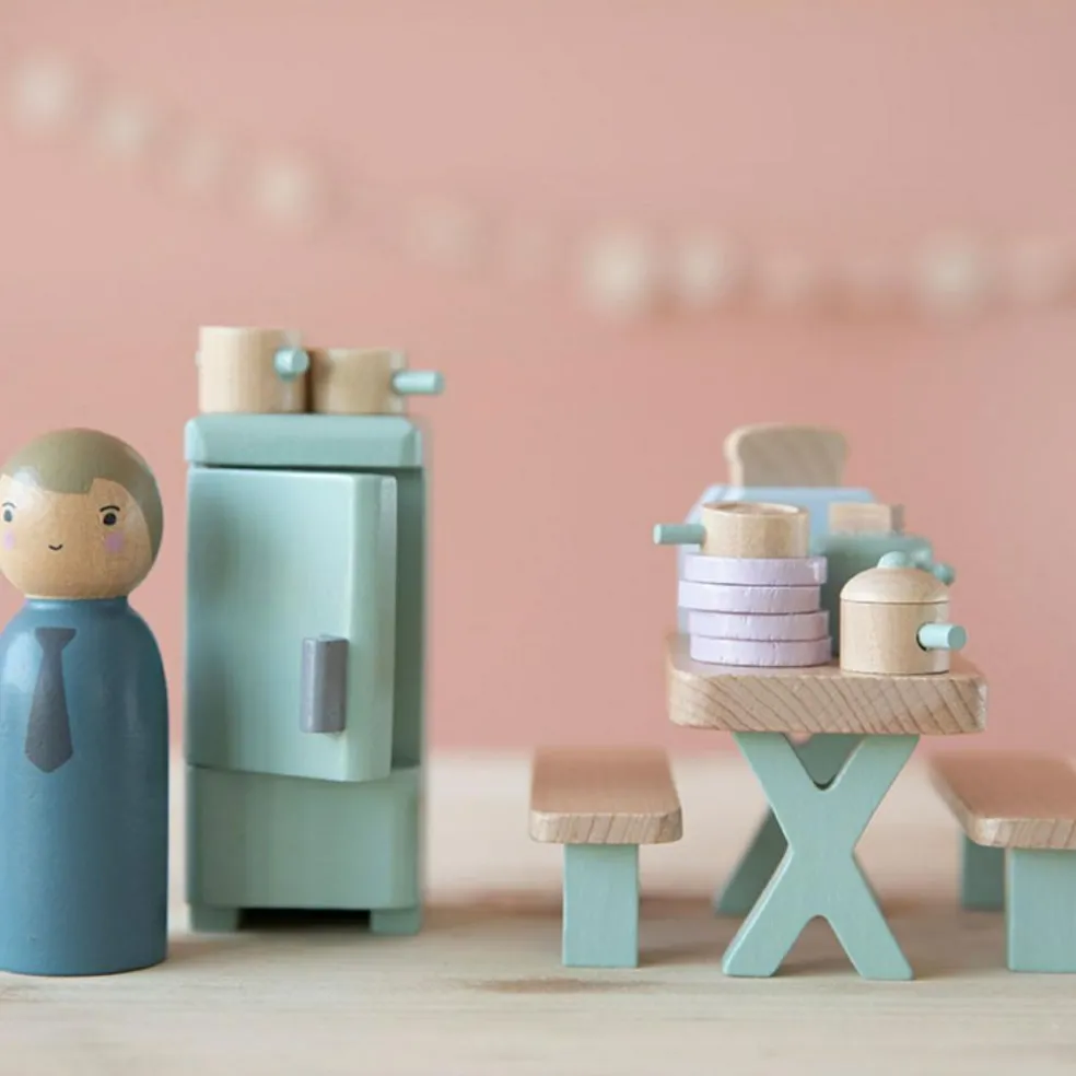 Cuisine et accessoires en bois pour maison de poupées