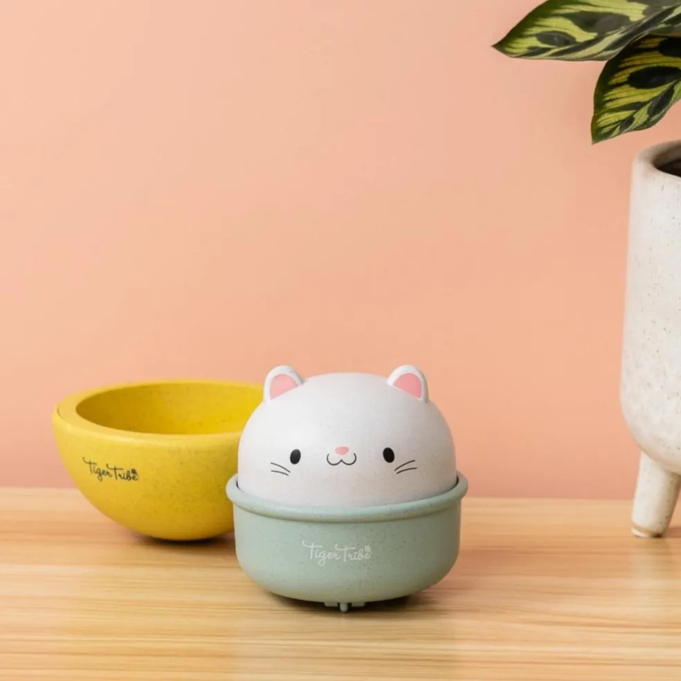 Culbuto et animal à friction chat