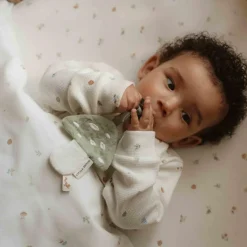 Doudou attache-tétine en gaze de coton Champignon