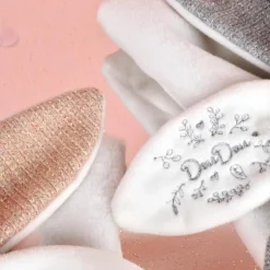 Doudou plat pétales Ours Rose (25 cm)