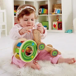 Escargot à tirer avec jeu de formes