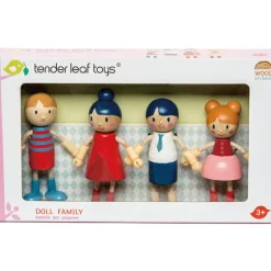 Famille de poupées en bois