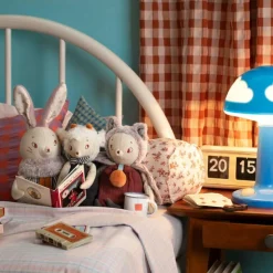 Grande peluche Plume le lapin Après la pluie (44 cm)