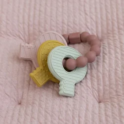 Hochet de dentition trousseau de clefs rose