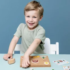 Jeu de clous en bois Ferme