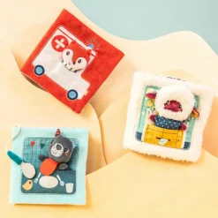 Livre d'activités en tissu Alice docteur