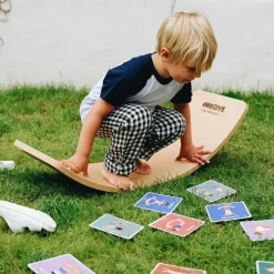 Lot de 10 cartes postures de Yoga (à réaliser sur une planche d'équilibre)