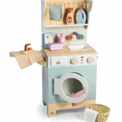 Machine à laver avec accessoires en bois