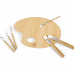 Palette de peinture et ses pinceaux