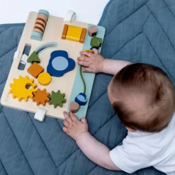 Panneau d'activités en bois Mrs. Elephant