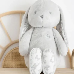 Peluche Augustin le lapin gris (25 cm)
