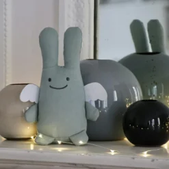 Peluche en coton bio ange lapin vert d'eau + pochette en coton (20 cm)