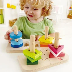 Puzzle et jeu à encastrer boutons créatifs