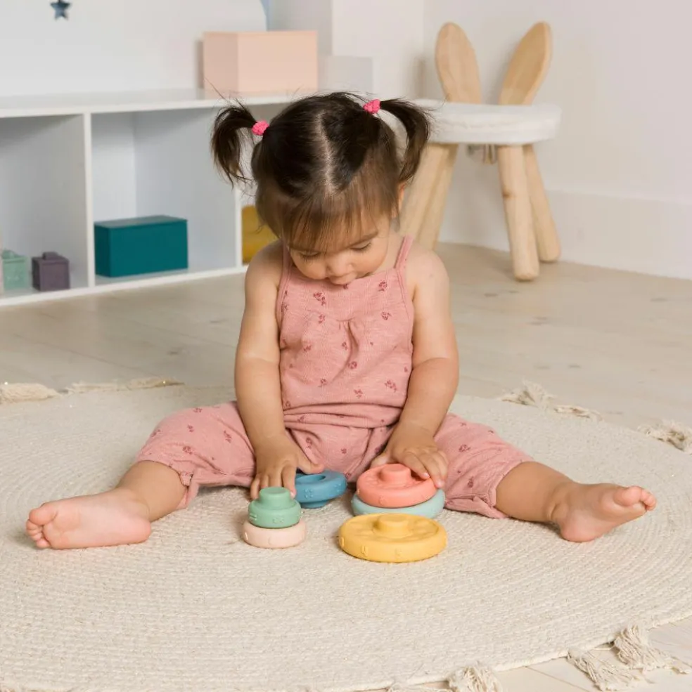 Pyramide anneaux à empiler