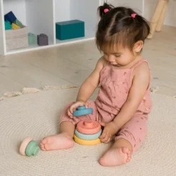 Pyramide anneaux à empiler