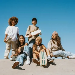 Skateboard bleu marine