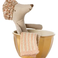 Souris dans sa baignoire Grande sœur