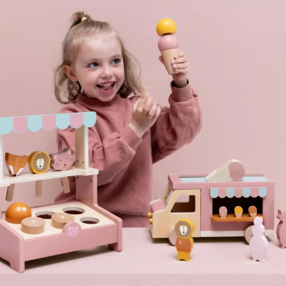 Stand de glaces en bois