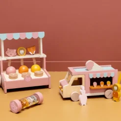 Stand de glaces en bois