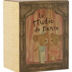 Studio de danse avec petite sœur et petit frère Souris