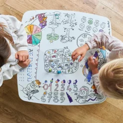 Table à colorier Coloritable modèle Artiste