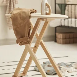 Table et fer à repasser en bois Kid's Hub