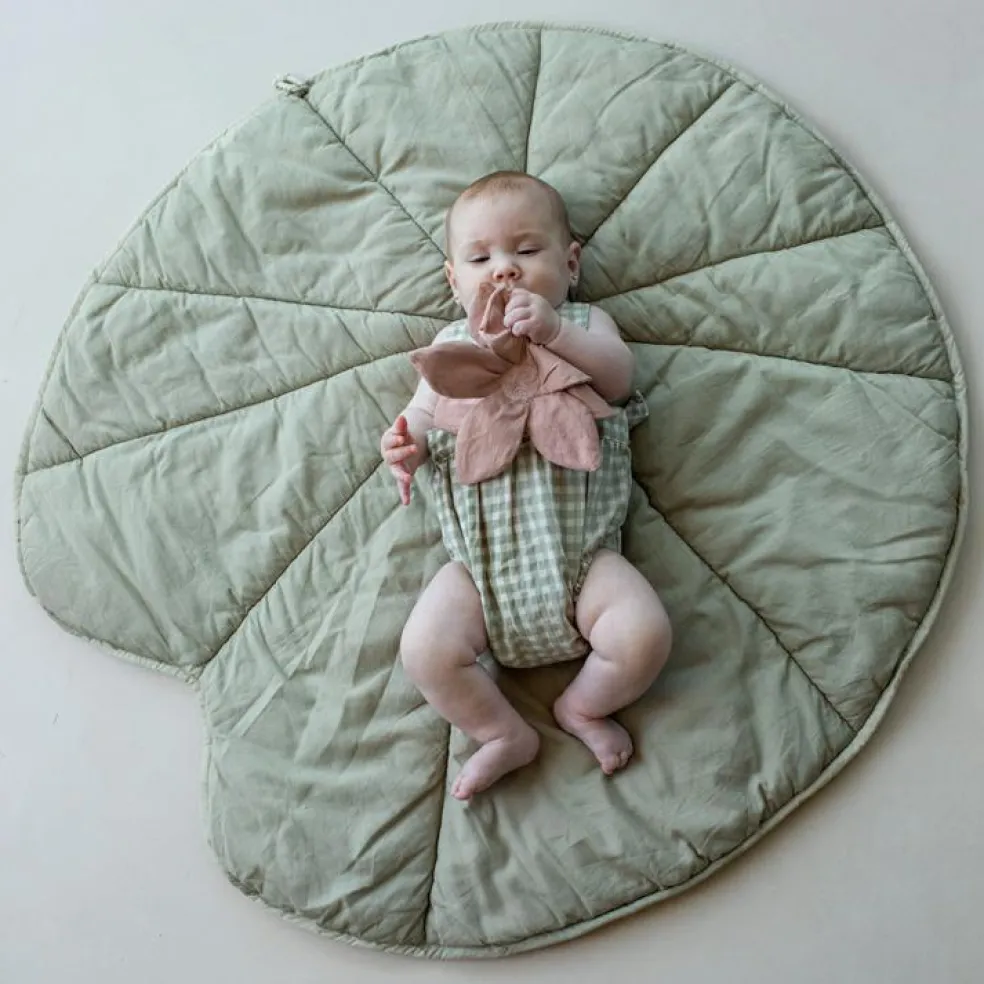 Tapis de jeu en coton bio Nénuphar Olive (95 cm)