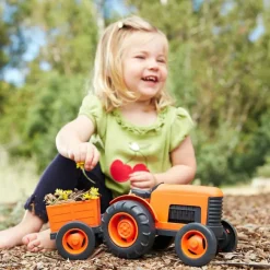 Tracteur orange et gris
