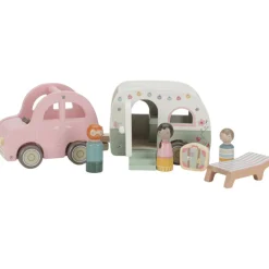 Voiture avec caravane