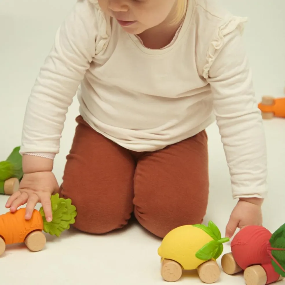 Voiture et jouet de dentition Sweetie la fraise