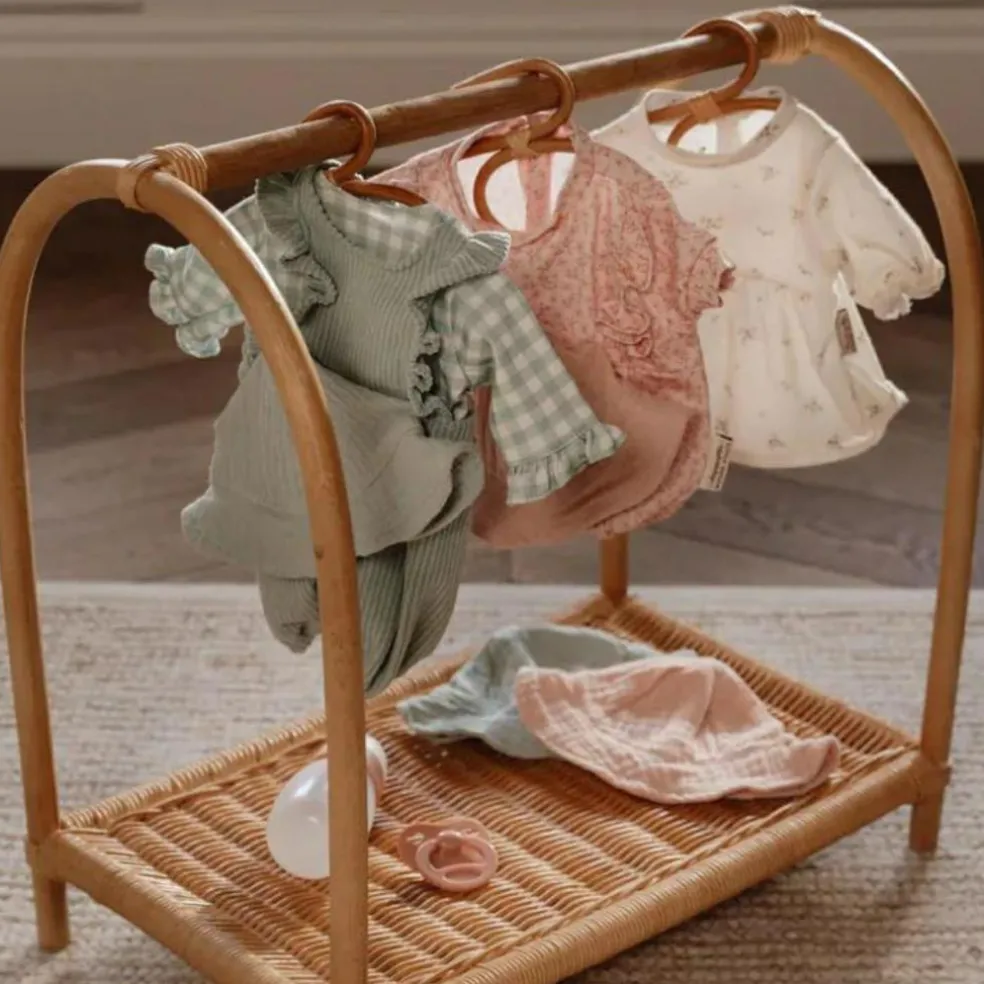 Vêtements pour poupée Rose